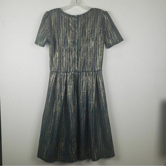 Lularoe | Elegant Collection, Amelia in size Medium - Picture 4 of 7